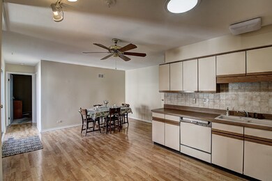 1 Hampton on Auburn, Rolling Meadows, IL 60008 - photo 5