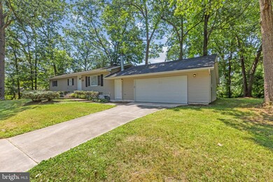 9901 Dolby Ave, Glenn Dale, MD 20769 - photo 3