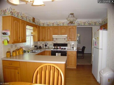 30165 Rickey Ln, Wickliffe, OH 44092 - photo 7