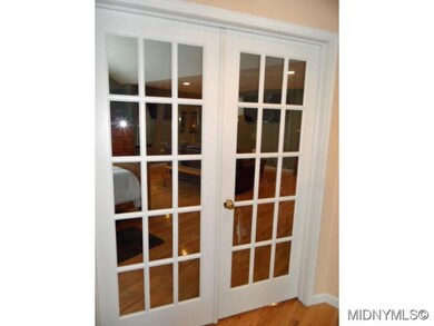 Entrance to master suite