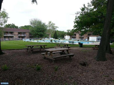 34 Belfast Dr, North Wales, PA 19454 - photo 5