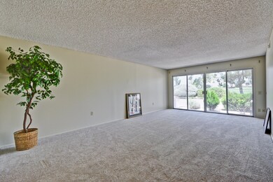 FAMILY RM WITH VIEW OF GOLF COURSE
