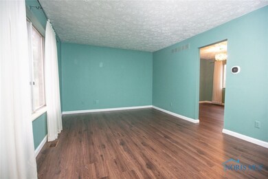 2210 Lehman Ave, Toledo, OH 43611 - photo 3