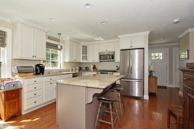 21 Pine St unit 4-B, North Falmouth, MA 02556 - photo 3