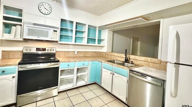 413 E 5th St, Tyler, TX 75701 - photo 2