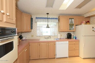 7677 Longhorn - Kitchen - View 1