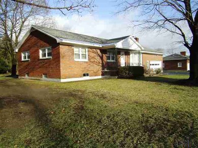 495 St Davids Ln, Schenectady, NY 12309 - photo 2