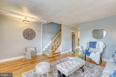 8437 Water Oak Rd, Parkville, MD 21234 - photo 5