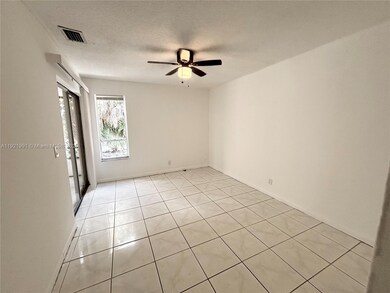 3203 NW 5th Terrace unit 4, Pompano Beach, FL 33064 - photo 4