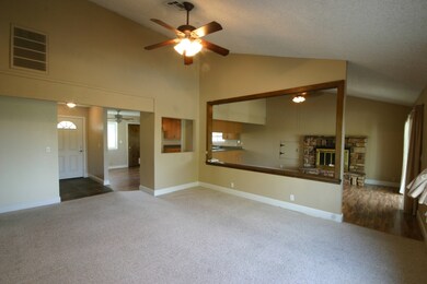 2826 Starlight Blvd, Redding, CA 96001 - photo 2