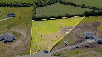 17910 S Keeler St, Lenexa, KS 66062 - photo 2