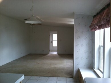 147 Lois Cir, Gray, GA 31032 - photo 3