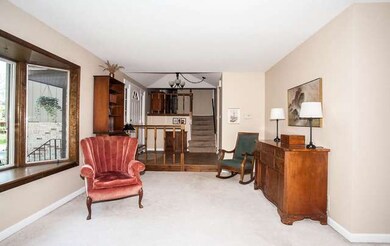 214 White Oak Dr, Wheaton, IL 60187 - photo 3