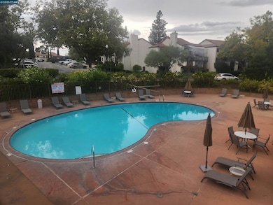 21109 Gary Dr unit 303, Castro Valley, CA 94546 - photo 7