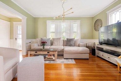 289 Belgrade Ave unit 2, Roslindale, MA 02131 - photo 3