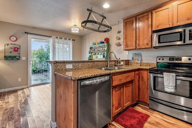 897 Silver Fox Dr, Central Point, OR 97502 - photo 6