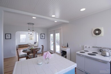 5735 SW Obsidian Ave, Redmond, OR 97756 - photo 6