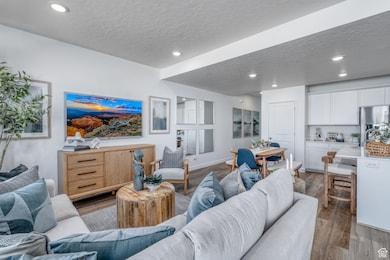 1595 N Summer Springs Cove, Salem, UT 84653 - photo 2