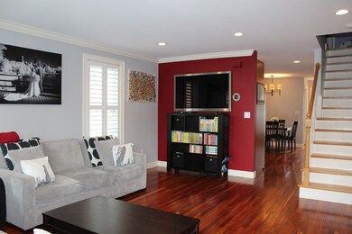 71 Bennett St unit 2, Waltham, MA 02453 - photo 2