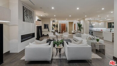 2408 Castle Heights Ave, Los Angeles, CA 90034 - photo 6