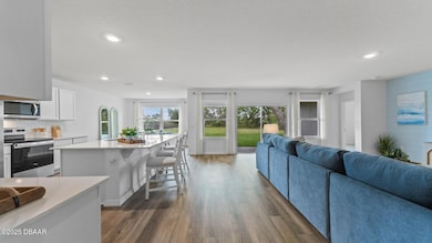 1068 Morfontaine St, Daytona Beach, FL 32124 - photo 4