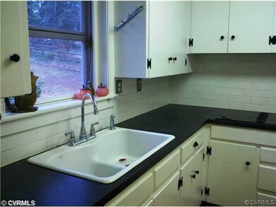 3627 Stratford Rd, Richmond, VA 23225 - photo 6