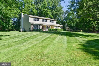 4958 Edgewood Rd, Doylestown, PA 18902 - photo 2
