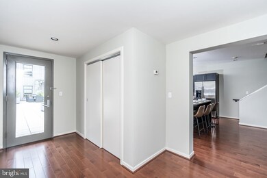 Silo Point, Baltimore, MD 21230 - photo 4