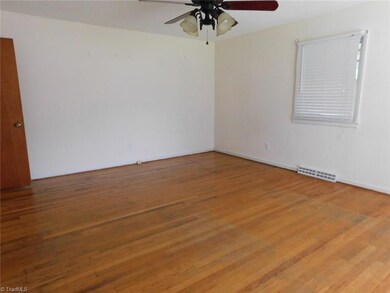 316 Eden Terrace, Archdale, NC 27263 - photo 4