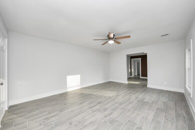 2508 Melbourne St, Houston, TX 77026 - photo 2