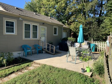 305 Hickory Dr, Shelbyville, TN 37160 - photo 2