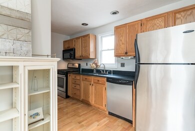 224 W 6th St unit 4, Boston, MA 02127 - photo 4