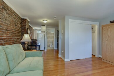 16 Henchman St unit 4R, Boston, MA 02113 - photo 5