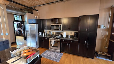 Great Cabinet & Counter Space