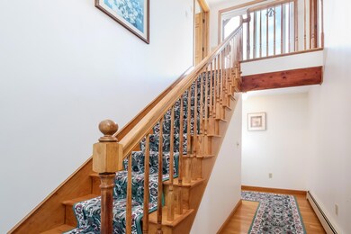 005-Foyer-4706478-large