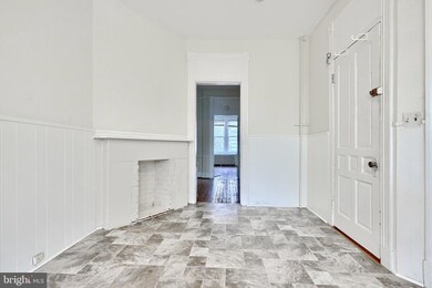 210 Laurens St unit 2, Baltimore, MD 21217 - photo 6