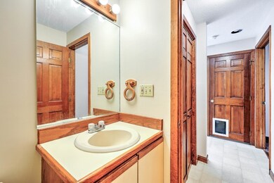 80 Fisher Rd unit 18, Cumberland, RI 02864 - photo 7