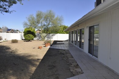 9822 W Evergreen Dr, Sun City, AZ 85373 - photo 6