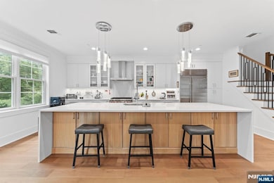 Chefâ€™s Kitchen with Quartz Countertops