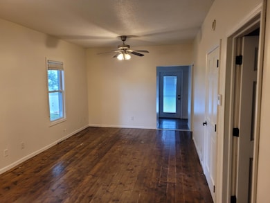 118 E Colfax St, Parkers Prairie, MN 56361 - photo 7