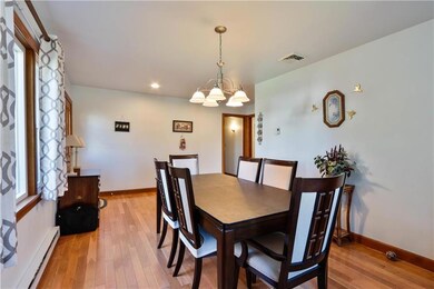 138 New St, Walnutport, PA 18088 - photo 4