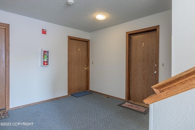 003 _ 2100 Minerva Way
