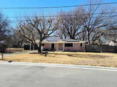 404 Pemberton Dr, Fort Worth, TX 76108 - photo 2