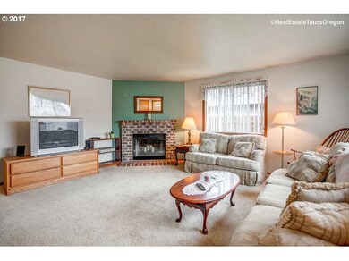 624 S Oak Place, Canby, OR 97013 - photo 2