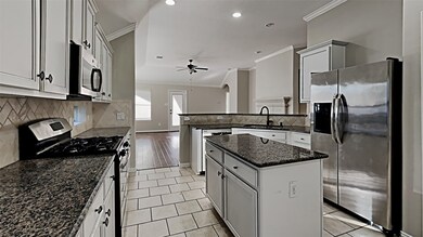 31711 Breezy Retreat Ct, Spring, TX 77386 - photo 4