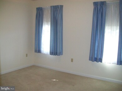 288 Duke Cir, Strasburg, VA 22657 - photo 7