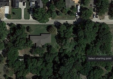Picture of 3rd St, there is NOT a house on this lo