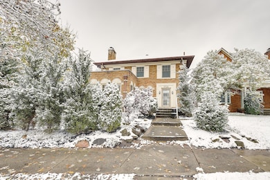 3726 N High St Columbus OH 43214 USA-001