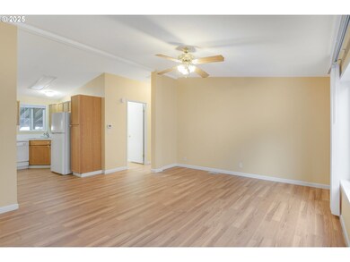 521 NE Mariners Loop unit 79, Portland, OR 97211 - photo 4