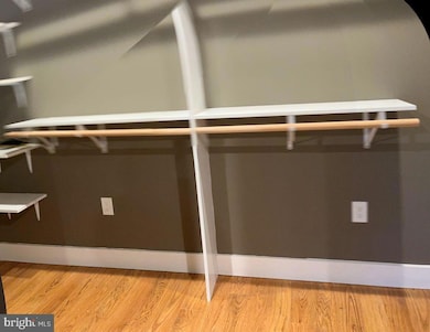 10401 Pearl St, Fairfax, VA 22032 - photo 7